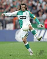 Fussball 1. Bundesliga: Werder, FRINGS Einzelaktion