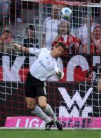 Fussball 1. Bundesliga:  Torwart Hans Joerg Butt (FCB)