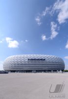 FUSSBALL INTERNATIONAL  CHL Finale 11/12:  Uebersicht der Allianz Arena mit dem Branding fuer das Finale