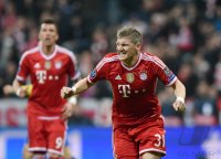 Fussball International CHL Saison 13/14: JUBEL Bastian Schweinsteiger (FC Bayern Muenchen)