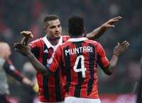 FUSSBALL INTERNATIONAL CHL ACHTELFINALE 12/13: AC Mailand - FC Barcelona