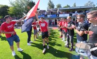 Fussball Relegation zur Oberliga, Rueckspiel 21/22: FC Holzhausen - FC Denzlingen