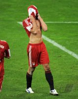 Fussball 1. Bundesliga : ENTTAEUSCHUNG nach dem verschossenem Elfmeter Mario Gomez (FC Bayern Muenchen)