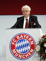 Fussball 1. Bundesliga : Prof. Dr. Fritz Scherer  (FC Bayern Muenchen)