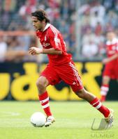 Fussball 1. Bundesliga: Bayern, SANTA CRUZ Einzelaktion