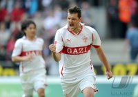 Fussball 1. Bundesliga :  Jubel nach dem  Tor zum 1:3 durch Zdravko Kuzmanovic (VfB Stuttgart)