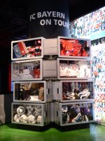 Fussball 1. Bundesliga: Die Erlebniswelt des FC Bayern Muenchen in der Allianz Arena