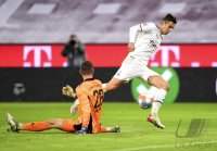 Fussball 1. Bundesliga Saison 21/22: FC Bayern Muenchen - Borussia Moenchengladbach