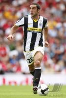 FUSSBALL INTERNATIONAL: Juventus, MOLINARO Einzelaktion