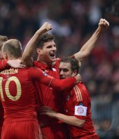 FUSSBALL INTERNATIONAL  CHL HALBFFINALE 11/12: JUBEL Mario Gomez (FC Bayern Muenchen)