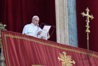 Rom; Papst Franziskus I. spricht den Urbi Et Orbi Segen