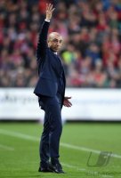 Fussball 1. Bundesliga Saison 14/15: Trainer Roberto Di Matteo (FC Schalke 04)