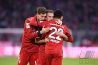 Fussball 1. Bundesliga Saison 18/19: FC Bayern Muenchen - VfB Stuttgart
