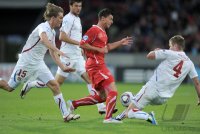 Fussball U21-EURO 2011 Halbfinale:  Milan Cerny (li, Tschechische Republik) gegen Philippe Koch (Mitte, Schweiz) gegen Ondrej Mazuch (re, Tschechische Republik)