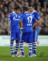 Fussball: 1. Bundesliga Saison 2010/2011: FC Schalke 04 , EDU, RAUL und FARFAN