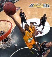 Basketball 1. Bundesliga 14/15 Hauptrunde:  Walter Tigers Tuebingen - Telekom Baskets Bonn