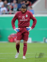 FUSSBALL  DFB Pokal 1. Hauptrunde 2011: Torwart Tim Wiese (SV Werder Bremen)