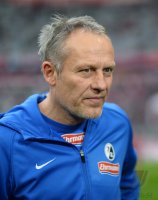 Fussball  1. Bundesliga  13/14: Trainer Christian Streich (SC Freiburg)