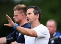 Fussball 1. Bundesliga Saison 15/16: Trainer Dirk Schuster (SV Darmstadt 98)