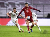 Fussball 1. Bundesliga Saison 21/22: FC Bayern Muenchen - Borussia Moenchengladbach