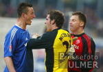 Fussball 1. Bundesliga: Schalke - Dortmund,  Handgemenge