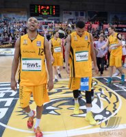 Basketball 1. Bundesliga 2013/2014:  Walter Tigers Tuebingen - Brose Baskets Bamberg