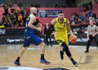 Barmer 2. Basketball Bundesliga  18/19: Tigers Tuebingen - Rostock Seawolves