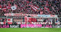 Fussball 1. Bundesliga  Saison 2010/2011: Anti 1860 Muenchen Plakat der FC Bayern Fans