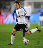 Internationales Freundschaftsspiel: Deutschland, OEZIL