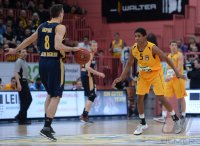 Basketball 1. Bundesliga 14/15 Hauptrunde: Walter Tigers Tuebingen - Alba Berlin