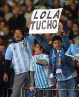 FUSSBALL; Argentinische Fans