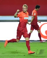 Fussball 2. BUNDESLIGA 14/15 : JUBEL Philipp Hofmann (1. FC Kaiserslautern)