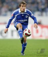 Fussball 1. Bundesliga: Schalke, RAFINHA Einzelaktion