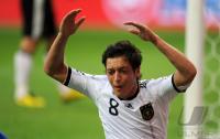 FUSSBALL INTERNATIONAL: Mesut OEZIL (Deutschland)
