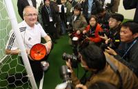 Fussball International Adidas Teamgeist 2  mit Chip