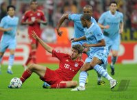 Fussball CHL  Saison 2011/2012:  Thomas Mueller (li, FC Bayern Muenchen) gegen Gaael, Gael Clichy (Manchester City)
