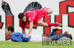 Fussball 1. Bundesliga: Bochum - Freiburg, Zweikampf