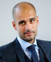 Fussball 1. Bundesliga 2013/2014: S. Oliver Einkleidung FC Bayern Muenchen