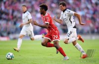 Fussball 1. Bundesliga Saison 17/18: FC Bayern Muenchen - SC Freiburg