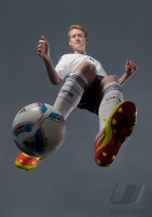 Andre SCHUERRLE (Deutschland) posiert im exklusiven Pressefoto ULMER Shooting im Nationaltrikot