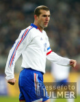 Nationalmannschaft Frankreich: ZIDANE Halbfigur am gehend