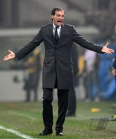 FUSSBALL SERIE A:  Trainer Massimilliano Allegri (AC Mailand)