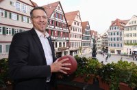 Basketball 1. Bundesliga 17/18  Teamvorstellung Walter Tigers Tuebingen auf dem Rathausbalkon