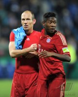 Fussball DFB Pokal 11/12 : Arjen Robben, David Alaba (v. li., FC Bayern Muenchen)
