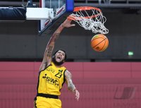 Basketball 2. Bundesliga  20/21: Tigers Tuebingen - Rostock Seawolves
