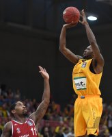 Basketball 1. Bundesliga 14/15 Hauptrunde:  Walter Tigers Tuebingen - Brose Baskets Bamberg