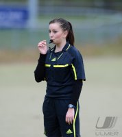 Fussball Schiedsrichterin Isabel De Marco (VfB Stuttgart)