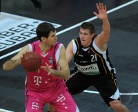 Basketball  1. Bundesliga  11/12  Walter Tigers Tuebingen - Telekom Baskets Bonn