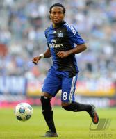 FUSSBALL, T-HOME CUP: Hamburg, ROBERTO Einzelaktion