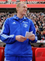 Fussball: 1. Bundesliga Saison 2010/2011: Leverkusen - Schalke